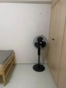 Yishun Avenue 6 Block 408 photo 3