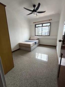 Jurong West Street 25 photo 3