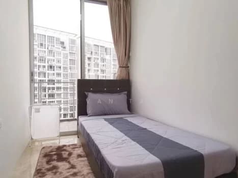 Grandeur 8 Room 2 photo 1