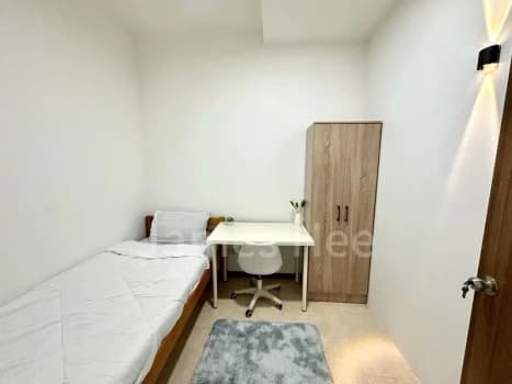 25 Elias Road photo 1