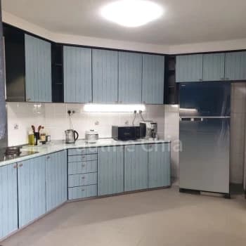5000l Marine Parade Road photo 3
