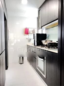51 Flora Drive photo 2
