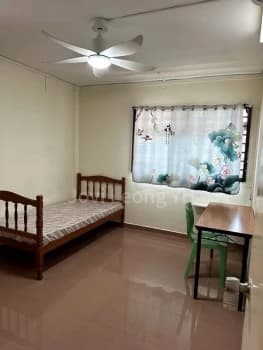 405 Woodlands Street 41 photo 3