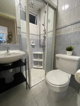 160 Killiney Road photo 5
