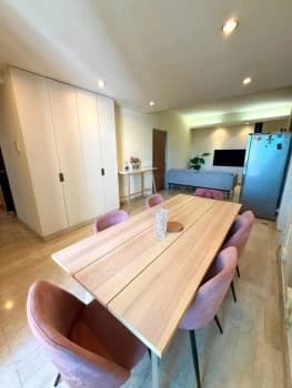 260 Queensway photo 3