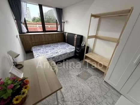 10 Sunbird Road photo 1