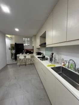 10 Sunbird Road photo 5