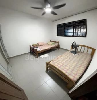 Yishun Street 81 photo 2